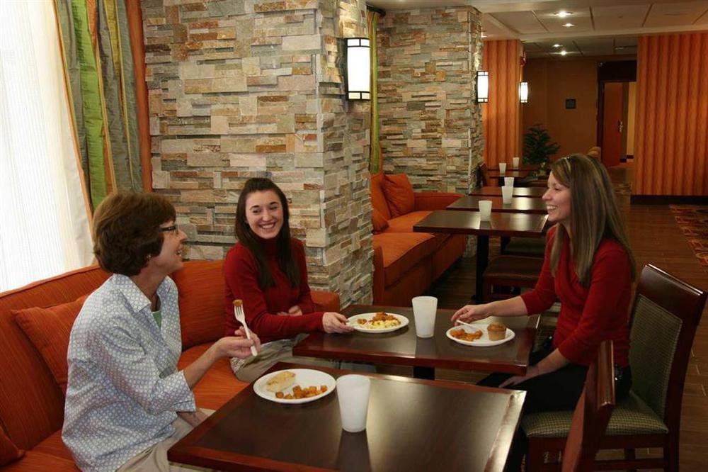 Hampton Inn Muscatine Restauracja zdjęcie
