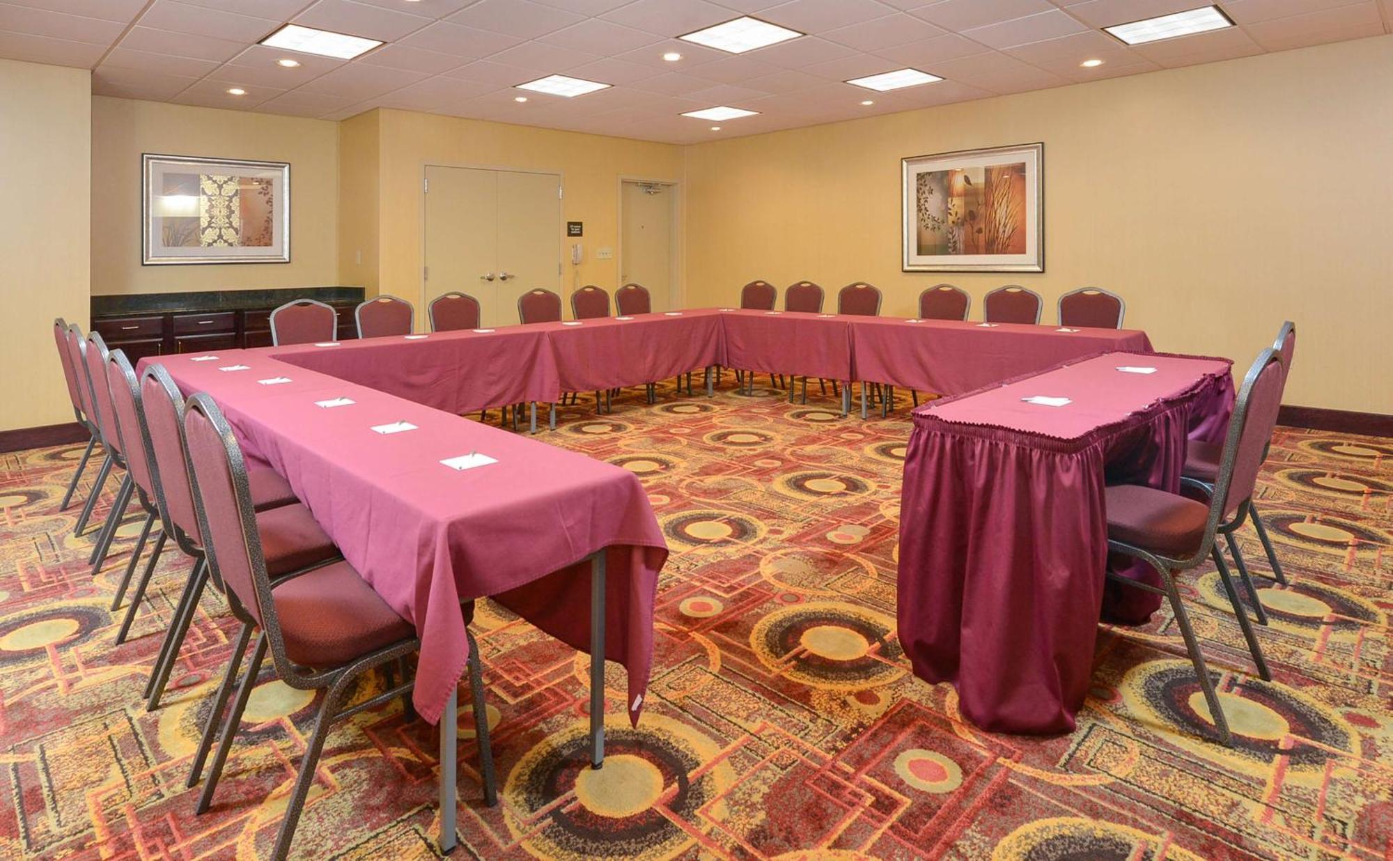 Hampton Inn Muscatine Zewnętrze zdjęcie